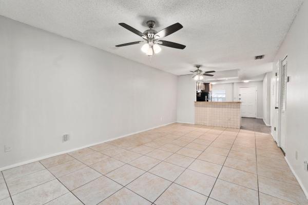 Indian Pines Village, 6012 Indrio Rd #E2, Fort Pierce, Florida 34951, image 3