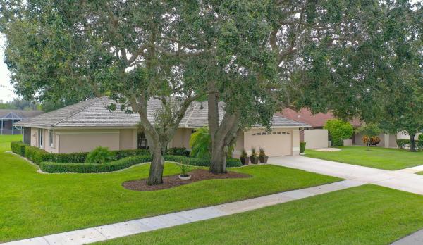 Eastwood Of Wellington, 11647 Sanderling Dr, Wellington, Florida 33414, image 1