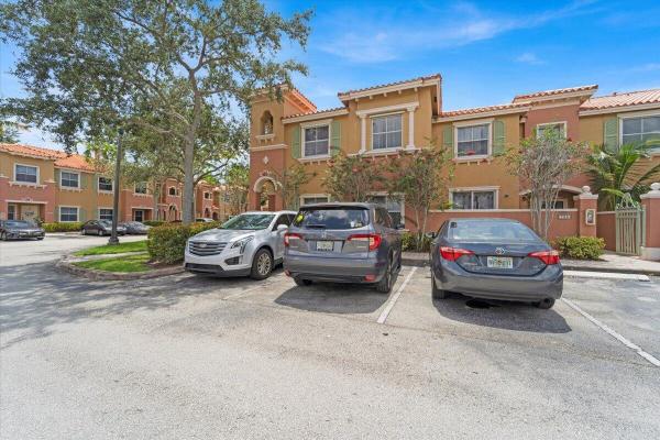 Hampton Isles, 792 SW 106th Ave #1901, Pembroke Pines, Florida 33025, image 1