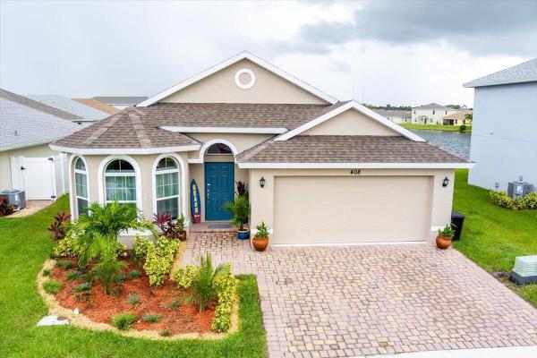 Morningside Palm Breezes Club, 408 Seafoam Cir, Fort Pierce, Florida 34945, image 1