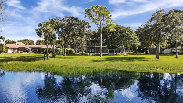 Square Lake, 4645 Square Lake Dr, Palm Beach Gardens, Florida 33418, image 1