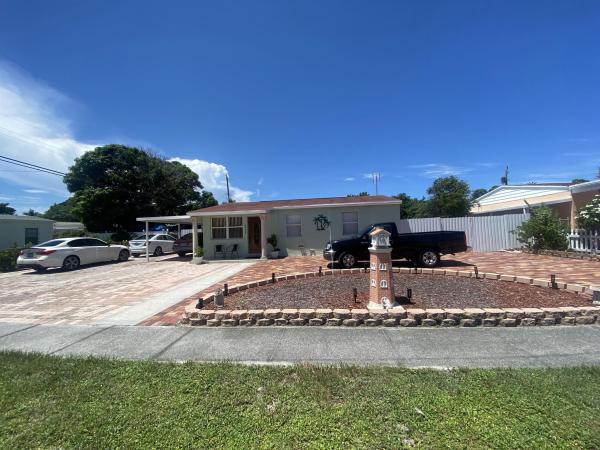 Fernwood, 631 Rockland Dr, West Palm Beach, Florida 33405, image 1