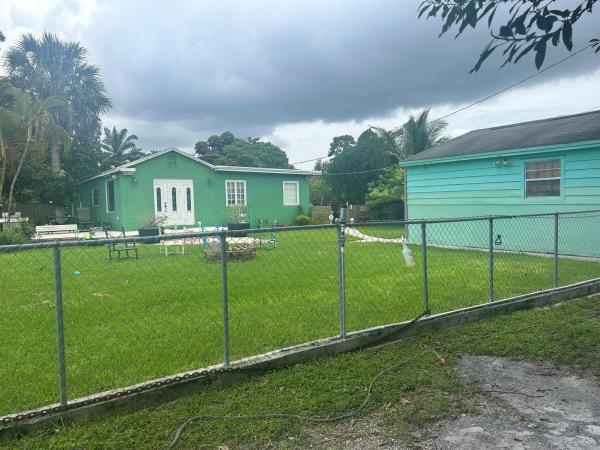 Haverhill Riding Estates, 5210 Club Rd, West Palm Beach, Florida 33415, image 1
