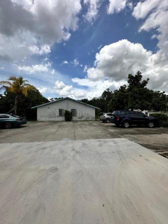 Royal Palm Estates, 5589 Mango Rd, West Palm Beach, Florida 33413, image 1