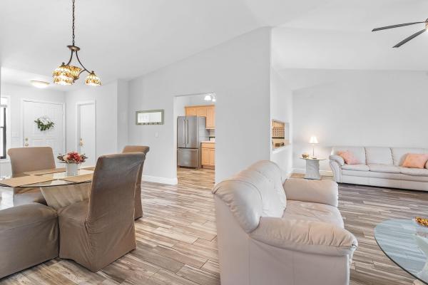 Boynton Lakes 3, 30 Farnworth Dr, Boynton Beach, Florida 33426, image 3