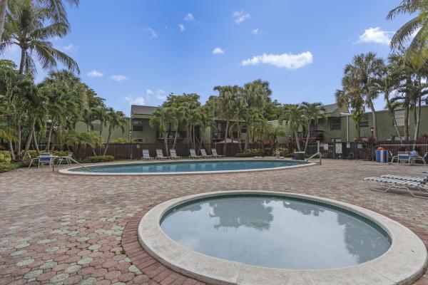 Captiva Lakes Villas, 8307 SW 142nd Ave #E-211, Kendale Lakes, Florida 33183, image 1