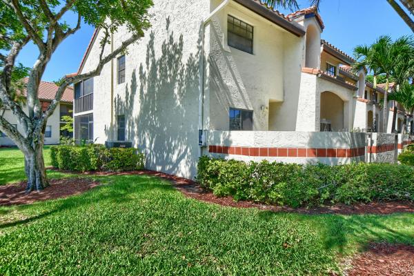 Embassy Square, 2601 Congressional Way, Deerfield Beach, Florida 33442, image 2