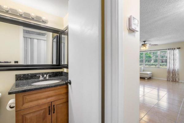 Cambridge, 1073 Cambridge D, Deerfield Beach, Florida 33442, image 2