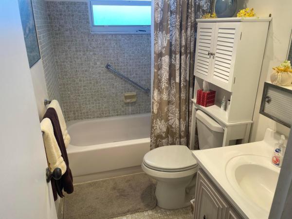 Lakeside Village, 225 Bonnie Blvd #301, Palm Springs, Florida 33461, image 2