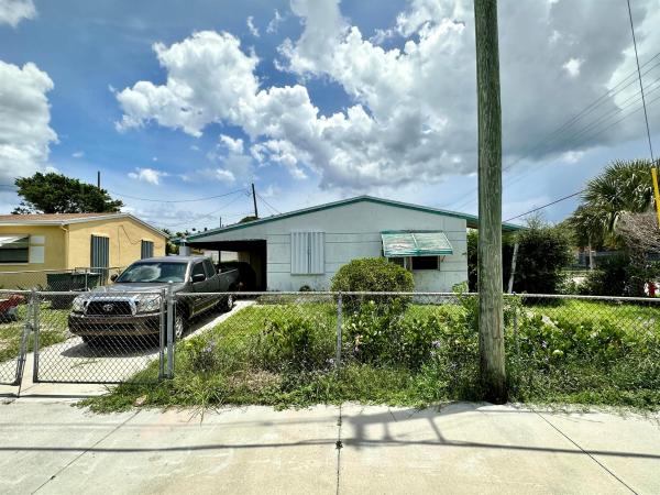 Monroe Heights, 2600 M Ave, Riviera Beach, Florida 33404, image 1