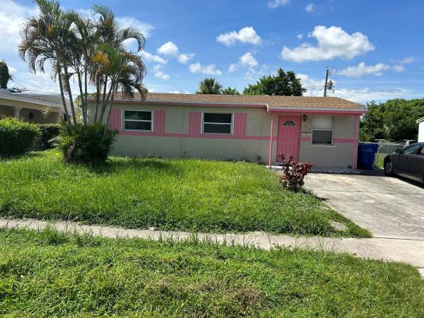 Riviera Beach Heights, 1215 W 3rd St, Riviera Beach, Florida 33404, image 1