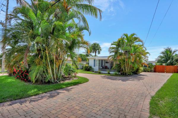 Fort Pierce Beach, 307 Granada St, Fort Pierce, Florida 34949, image 2