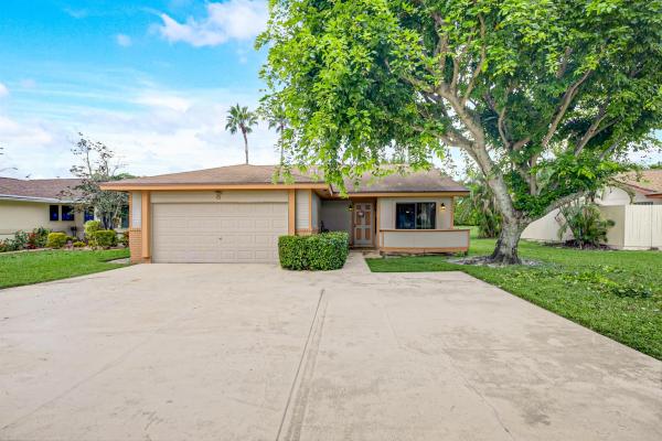 The Estates At Boynton Lakes, 8 Cambridge Pl, Boynton Beach, Florida 33426, image 1