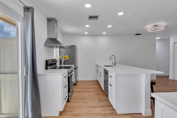 Seaway Patio Villas, 203 SE 1st Cir, Boynton Beach, Florida 33435, image 1