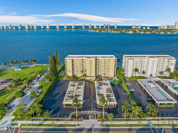 Lake Harbour Towers North, 501 Lake Shore Dr #102, Lake Park, Florida 33403, image 1