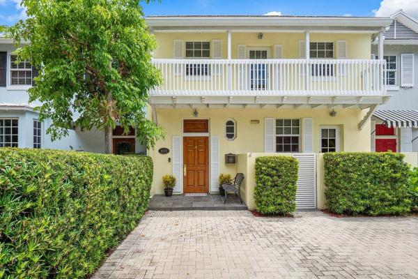 Spanish River Land, 880 E Camino Real, Boca Raton, Florida 33432, image 1