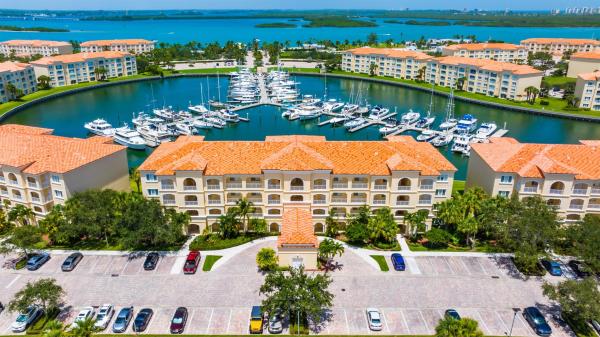 Harbour Isle West, 15 Harbour Isles Dr #202, Fort Pierce, Florida 34949, image 1