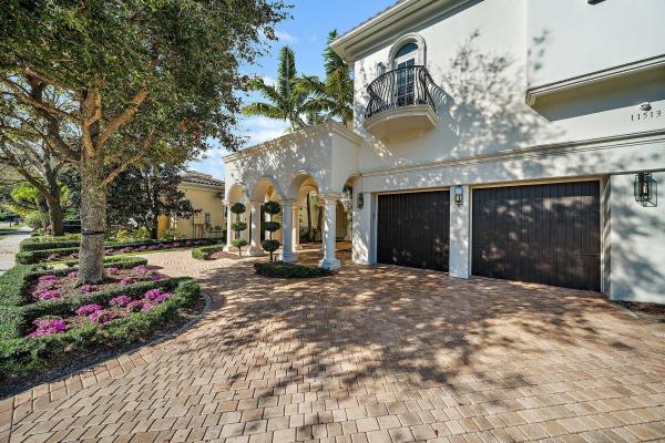 Old Palm Golf Club, 11513 Green Bayberry Dr, Palm Beach Gardens, Florida 33418, image 1