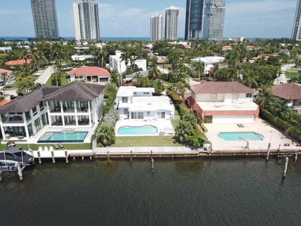 Golden Shores Ocean Boulevard Estates, 18910 N Bay Rd, Sunny Isles Beach, Florida 33160, image 1