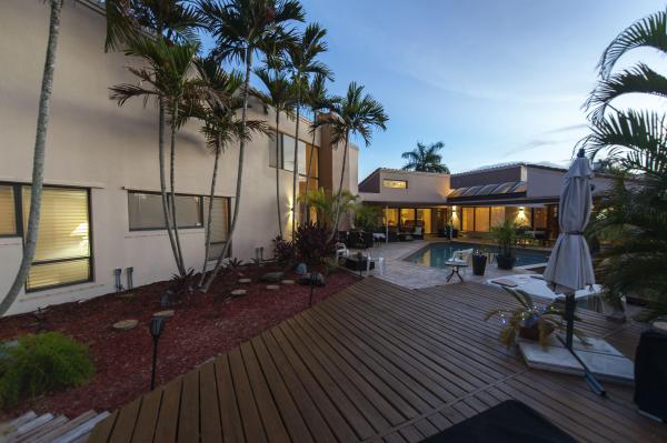 Boca Bay Colony, 845 NE Bay Isle Dr, Boca Raton, Florida 33487, image 3
