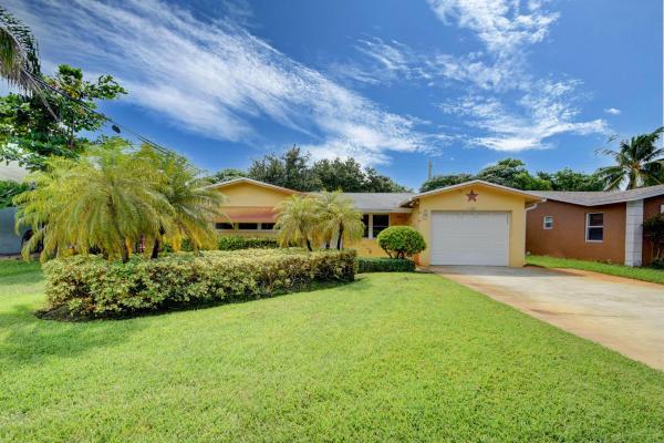 Lyndon Lanes, 1222 Skylark Ln, Lantana, Florida 33462, image 1