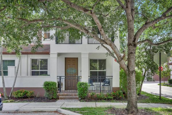 Paloma Lakes, 4766 Sierra Ln, Coconut Creek, Florida 33073, image 1