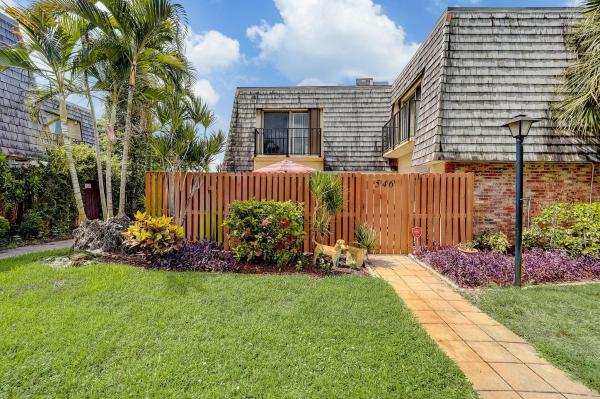 Los Mangos Patio Villas, 546 SE 27th Way #30 D, Boynton Beach, Florida 33435, image 1