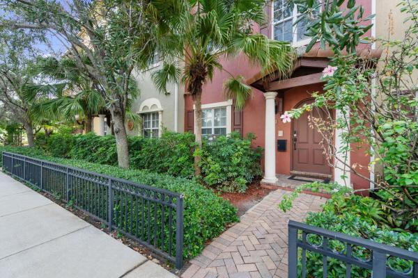 The Cloisters At Lake Worth, 530 S Federal Hwy #5, Lake Worth Beach, Florida 33460, image 1