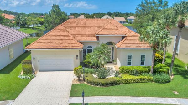 The Sanctuary, 135 Satinwood Ln, Palm Beach Gardens, Florida 33410, image 1
