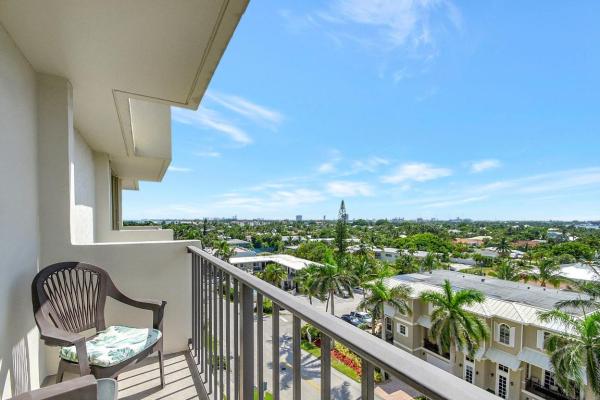 The Atrium At Palm Beach Shores, 145 Ocean Ave #719, Palm Beach Shores, Florida 33404, image 1