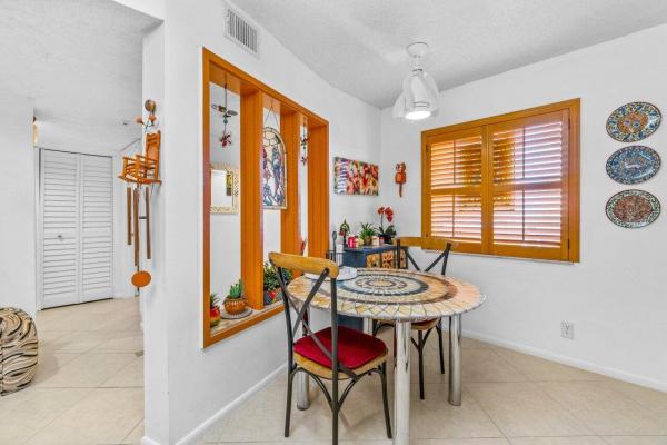 Huntington Lakes 1, 14475 Strathmore Ln #704, Delray Beach, Florida 33446, image 1