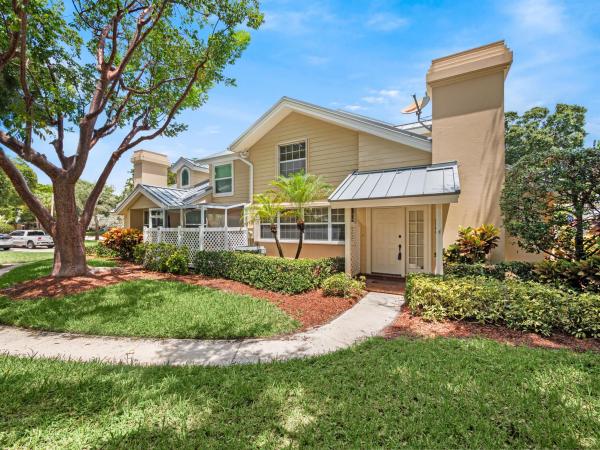 Wellesley At Boynton Beach, 2203 Chadwick Ct, Boynton Beach, Florida 33436, image 1