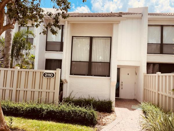 Bridgewood Townhouses At Boca West Country Club, 2110 Bridgewood Dr, Boca Raton, Florida 33434, image 1