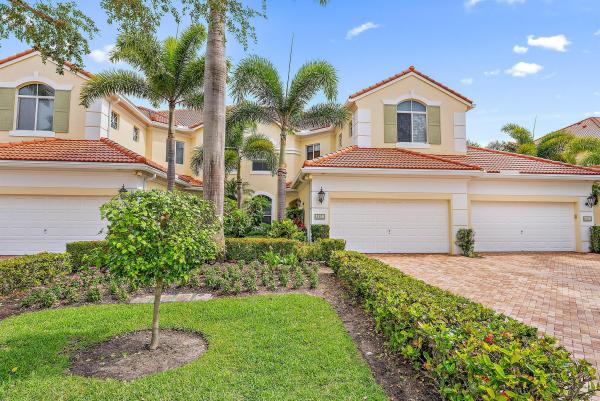 Palm Bay Club North, 125 Palm Bay Ter #B, Palm Beach Gardens, Florida 33418, image 1
