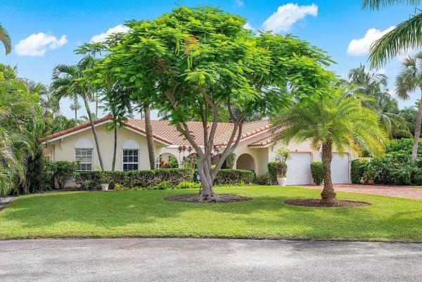 Place Au Soleil, 815 Canary Walk, Gulf Stream, Florida 33483, image 1