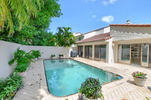 Woodcrest At Boca West Country Club, 7374 Woodmont Ct, Boca Raton, Florida 33434, image 1