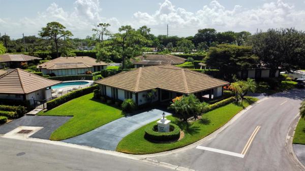 Woodland Villas, 550 Woodland Cir, Atlantis, Florida 33462, image 1