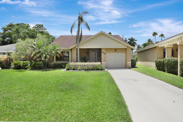 Tamarind Village, 2439 Episa Ave, Coconut Creek, Florida 33063, image 1