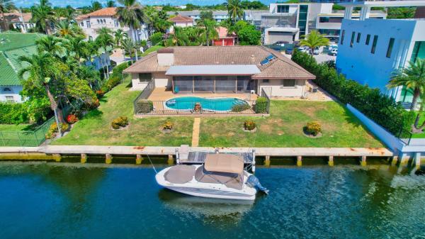 Bel Lido Isle, 4211 Intracoastal Dr, Highland Beach, Florida 33487, image 1