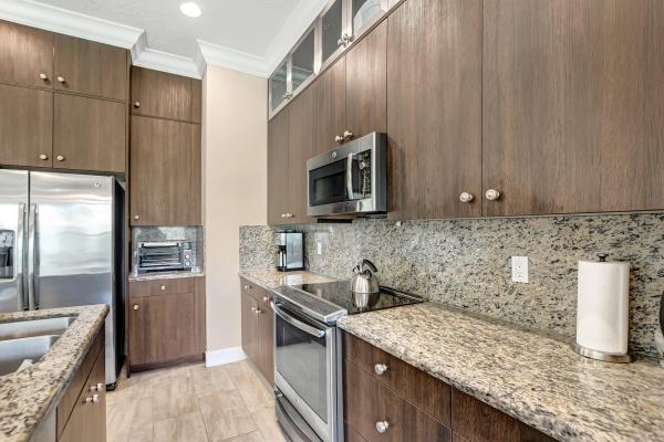 Pointe 100, 6693 Quiet Wave Trl #40, Boca Raton, Florida 33433, image 2
