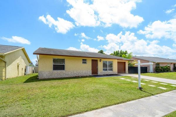 Brentwood Lakes, 6090 Lambeth Cir, Lake Worth, Florida 33463, image 1