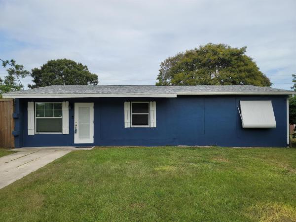 Maravilla Gardens, 612 Gardenia Ave, Fort Pierce, Florida 34982, image 1