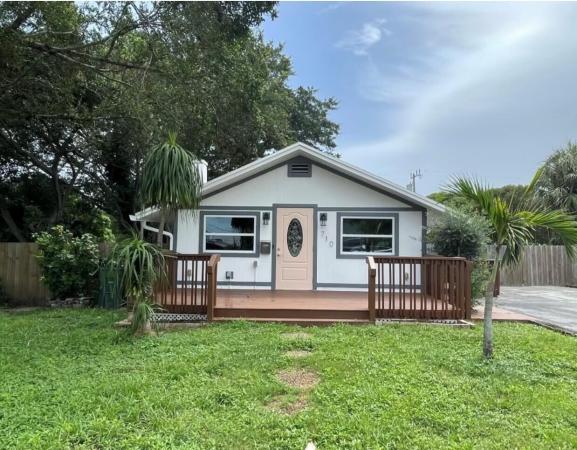 Lakeview Heights, 710 S Pine St, Lake Worth Beach, Florida 33460, image 1