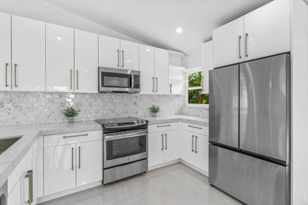 Delray Garden Estates, 5324 Greenwood Dr, Delray Beach, Florida 33484, image 2