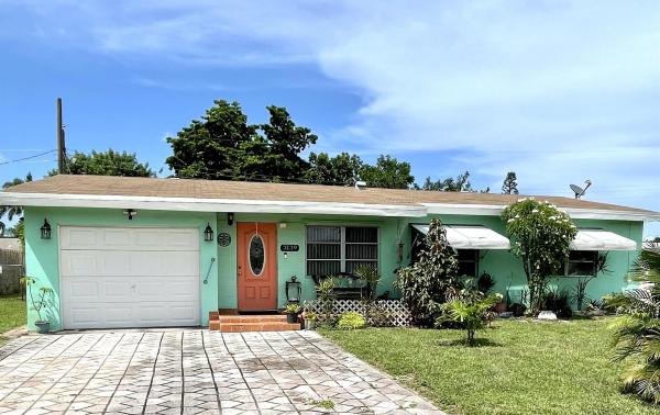 Congress Park, 3139 Emerson Ave, Palm Springs, Florida 33461, image 1