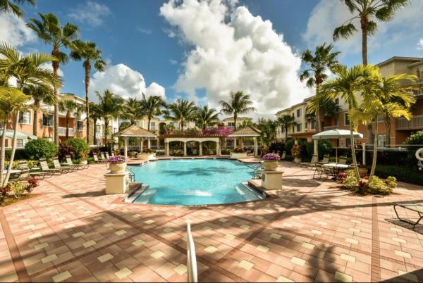 Fiore At The Gardens, 2206 Myrtlewood Cir E, Palm Beach Gardens, Florida 33418, image 1
