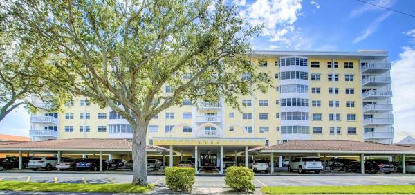 Country Club Towers, 2500 NE 48th Ln #408, Fort Lauderdale, Florida 33308, image 1