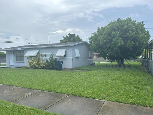 Armstrong Manor, 10375 SW 151st Ter, Richmond Heights, Florida 33176, image 1