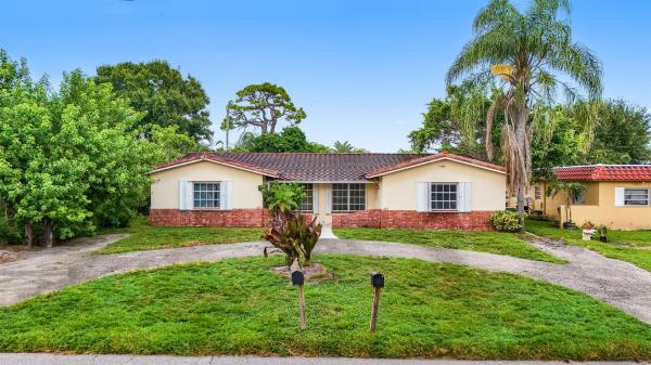 Delray Manors, 685 Ipswich St, Boca Raton, Florida 33487, image 1