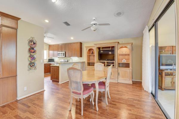 Gleneagles Country Club, 7913 Dundee Ln, Delray Beach, Florida 33446, image 2